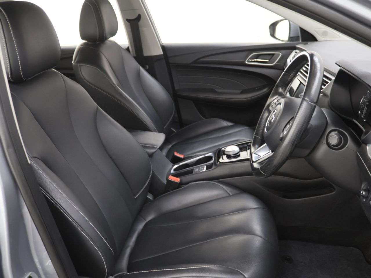 2022 MG MG 5 2022 MG MG 5