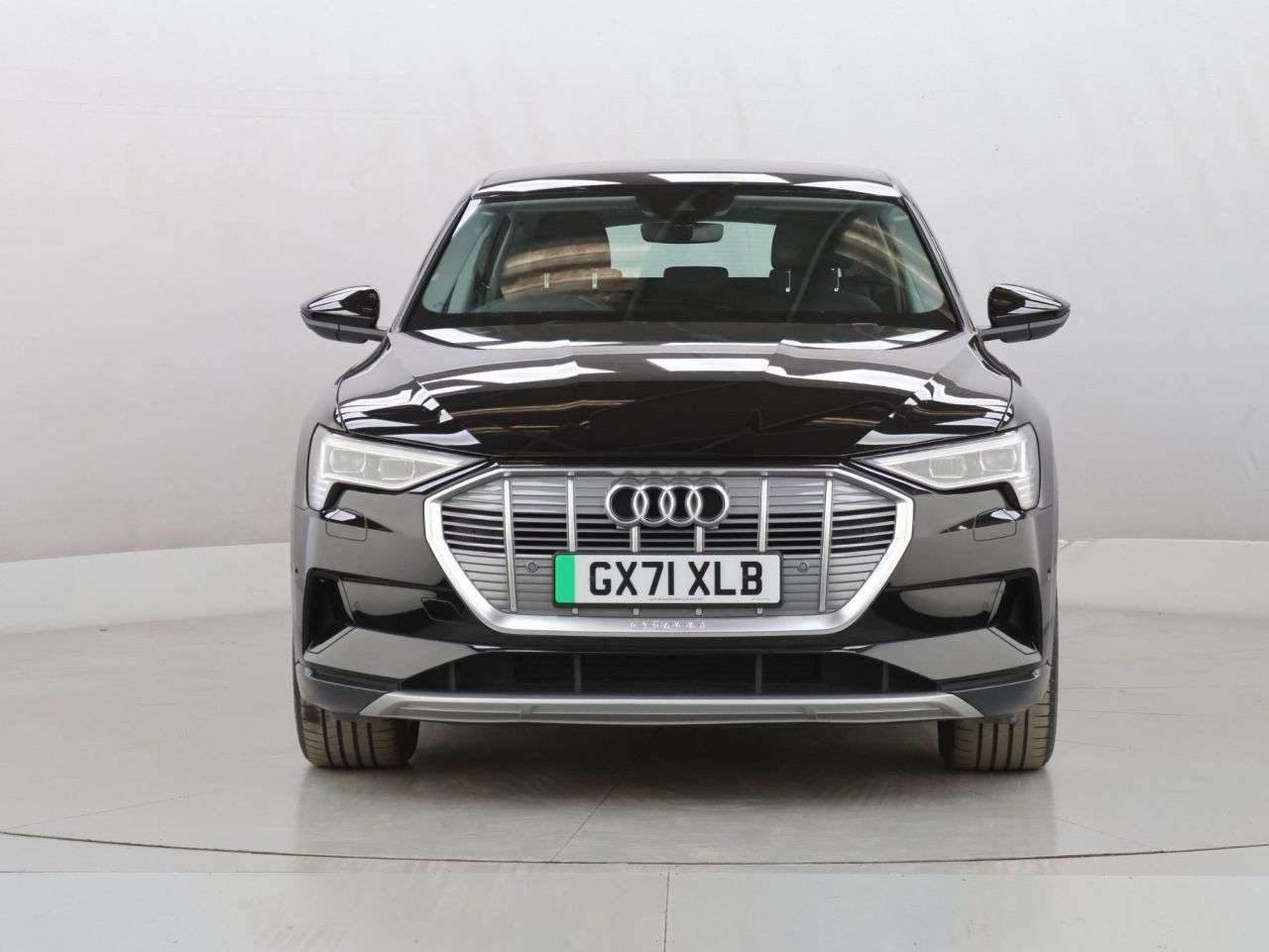A 2021 AUDI E-TRON 50 Technik SUV 5dr Electric Auto quattro 71.2kWh (11kW Charger) (313 ps) A 2021 AUDI E-TRON 50 Technik SUV 5dr Electric Auto quattro 71.2kWh (11kW Charger) (313 ps)