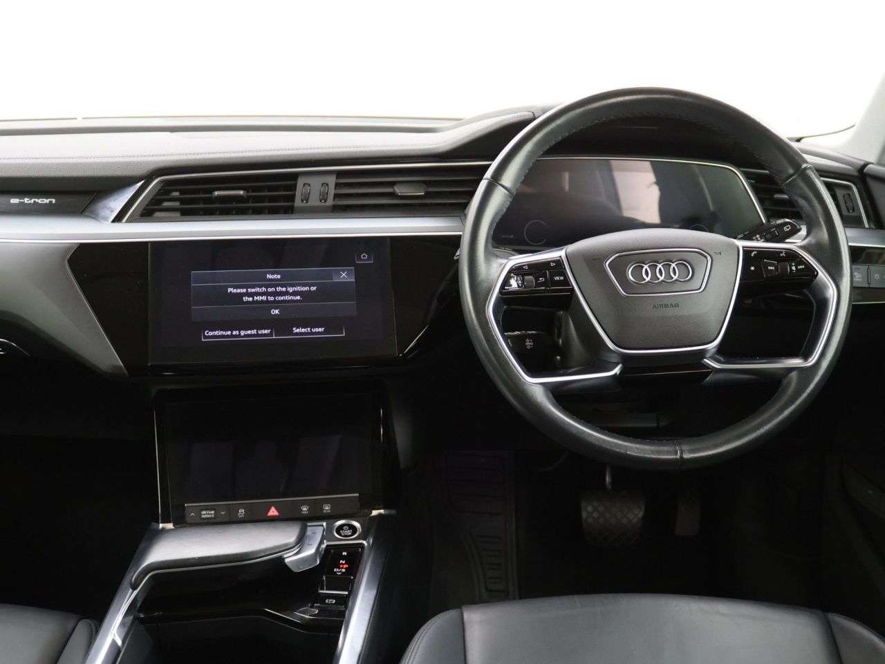 2021 AUDI E-TRON 2021 AUDI E-TRON
