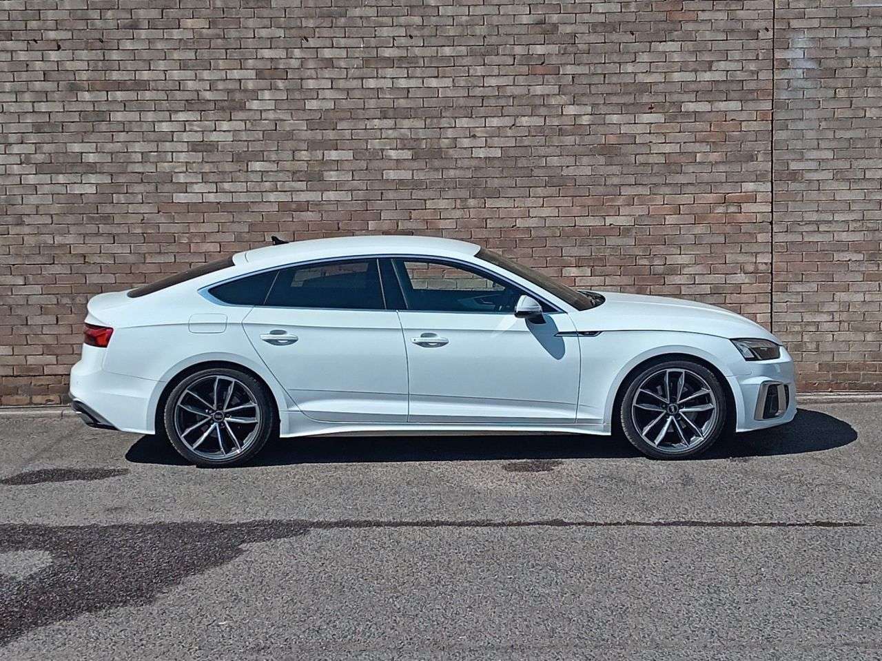 A 2023 AUDI A5 2.0 TDI 35 S line Sportback 5dr Diesel S Tronic Euro 6 (s/s) (163 ps) A 2023 AUDI A5 2.0 TDI 35 S line Sportback 5dr Diesel S Tronic Euro 6 (s/s) (163 ps)