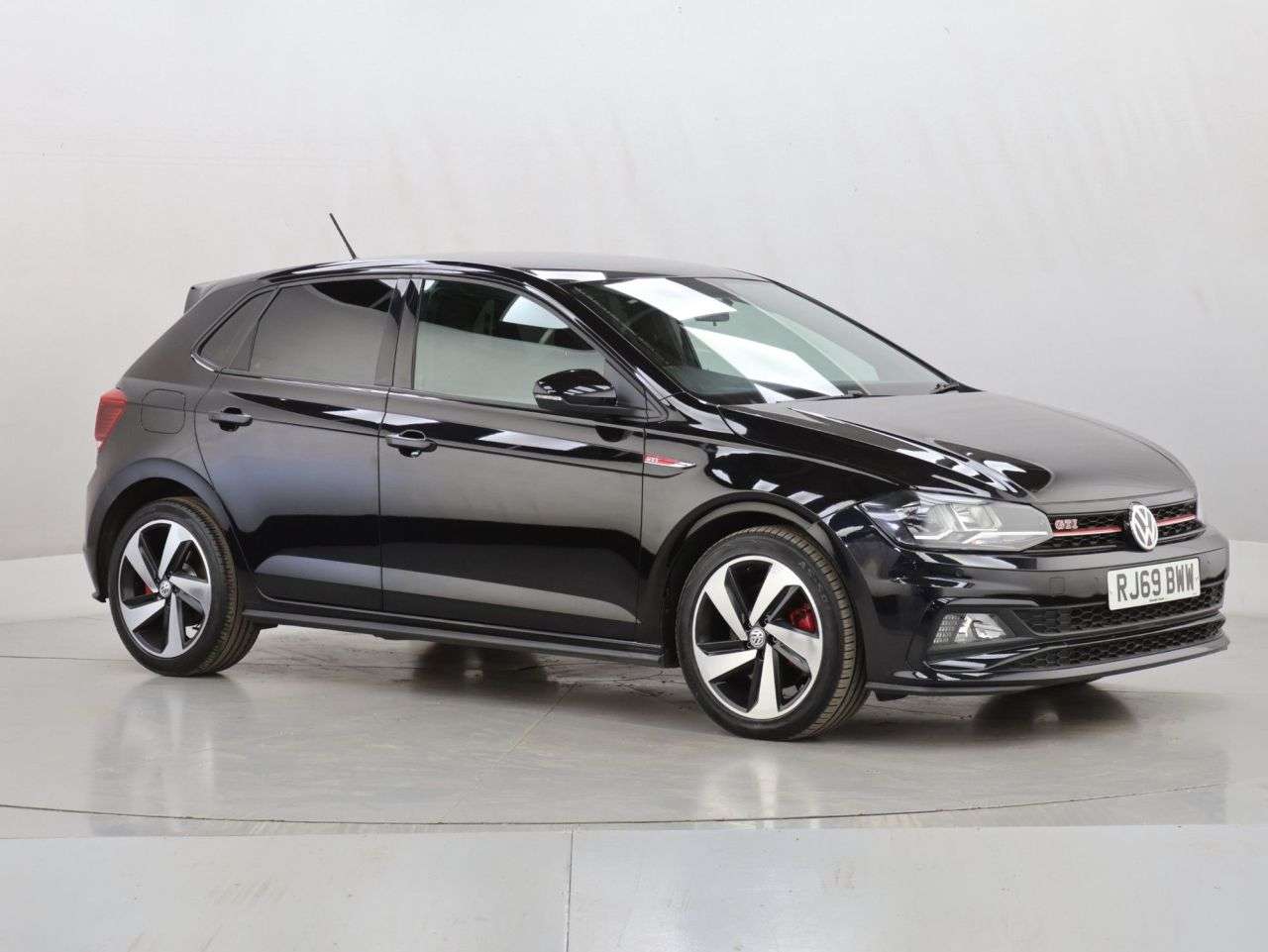 A 2019 VOLKSWAGEN POLO 2.0 TSI GPF GTI Hatchback 5dr Petrol DSG Euro 6 (s/s) (200 ps) A 2019 VOLKSWAGEN POLO 2.0 TSI GPF GTI Hatchback 5dr Petrol DSG Euro 6 (s/s) (200 ps)