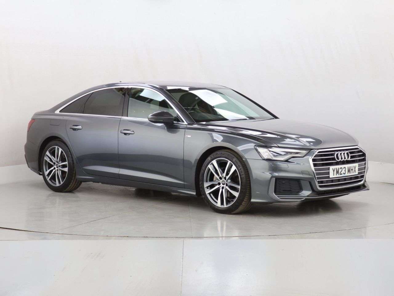 A 2023 AUDI A6 SALOON 2.0 TFSI 40 S line Saloon 4dr Petrol S Tronic Euro 6 (s/s) (204 ps) A 2023 AUDI A6 SALOON 2.0 TFSI 40 S line Saloon 4dr Petrol S Tronic Euro 6 (s/s) (204 ps)
