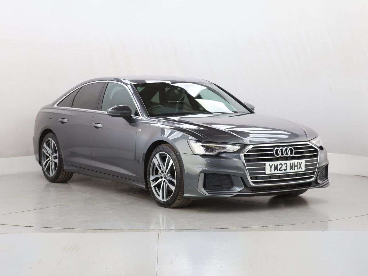 A 2023 AUDI A6 SALOON 2.0 TFSI 40 S line Saloon 4dr Petrol S Tronic Euro 6 (s/s) (204 ps) A 2023 AUDI A6 SALOON 2.0 TFSI 40 S line Saloon 4dr Petrol S Tronic Euro 6 (s/s) (204 ps)