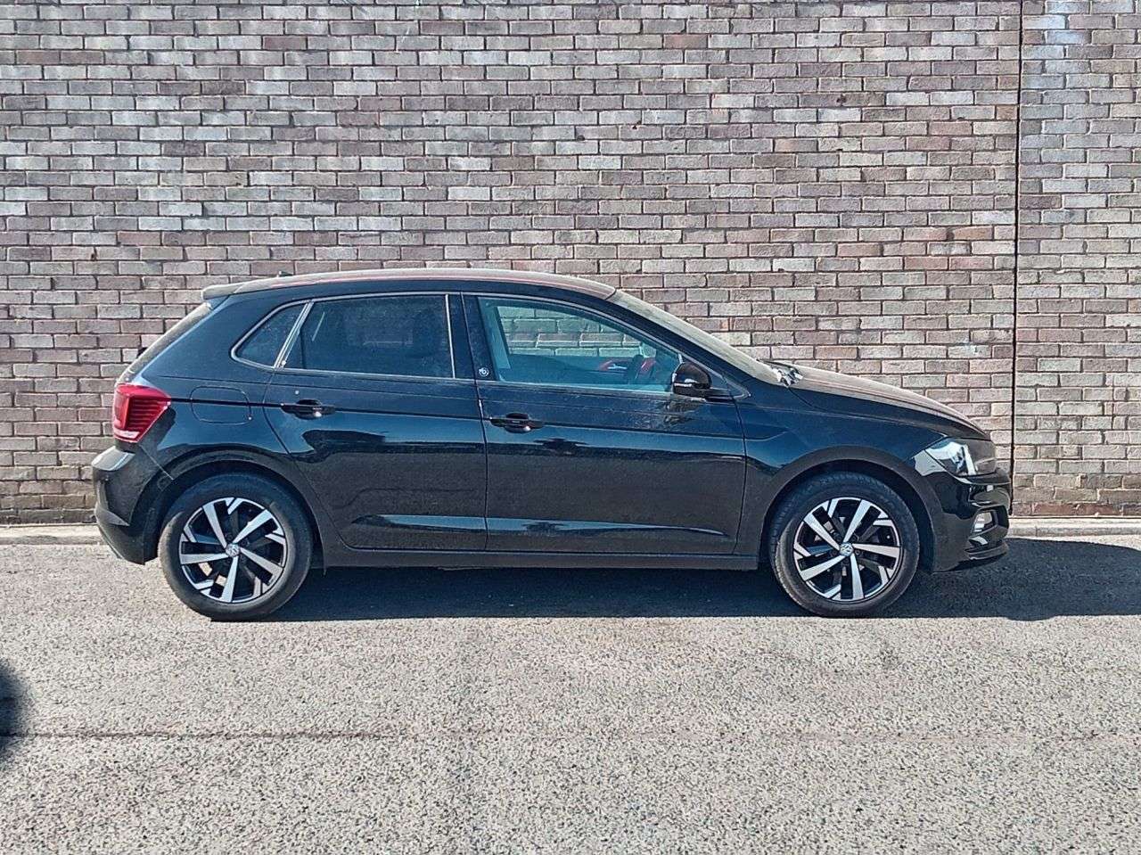 A 2019 VOLKSWAGEN POLO 1.0 TSI GPF beats Hatchback 5dr Petrol Manual Euro 6 (s/s) (95 ps) A 2019 VOLKSWAGEN POLO 1.0 TSI GPF beats Hatchback 5dr Petrol Manual Euro 6 (s/s) (95 ps)