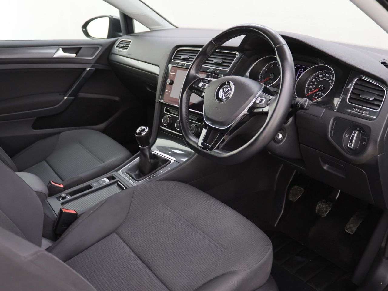 2018 VOLKSWAGEN GOLF 2018 VOLKSWAGEN GOLF