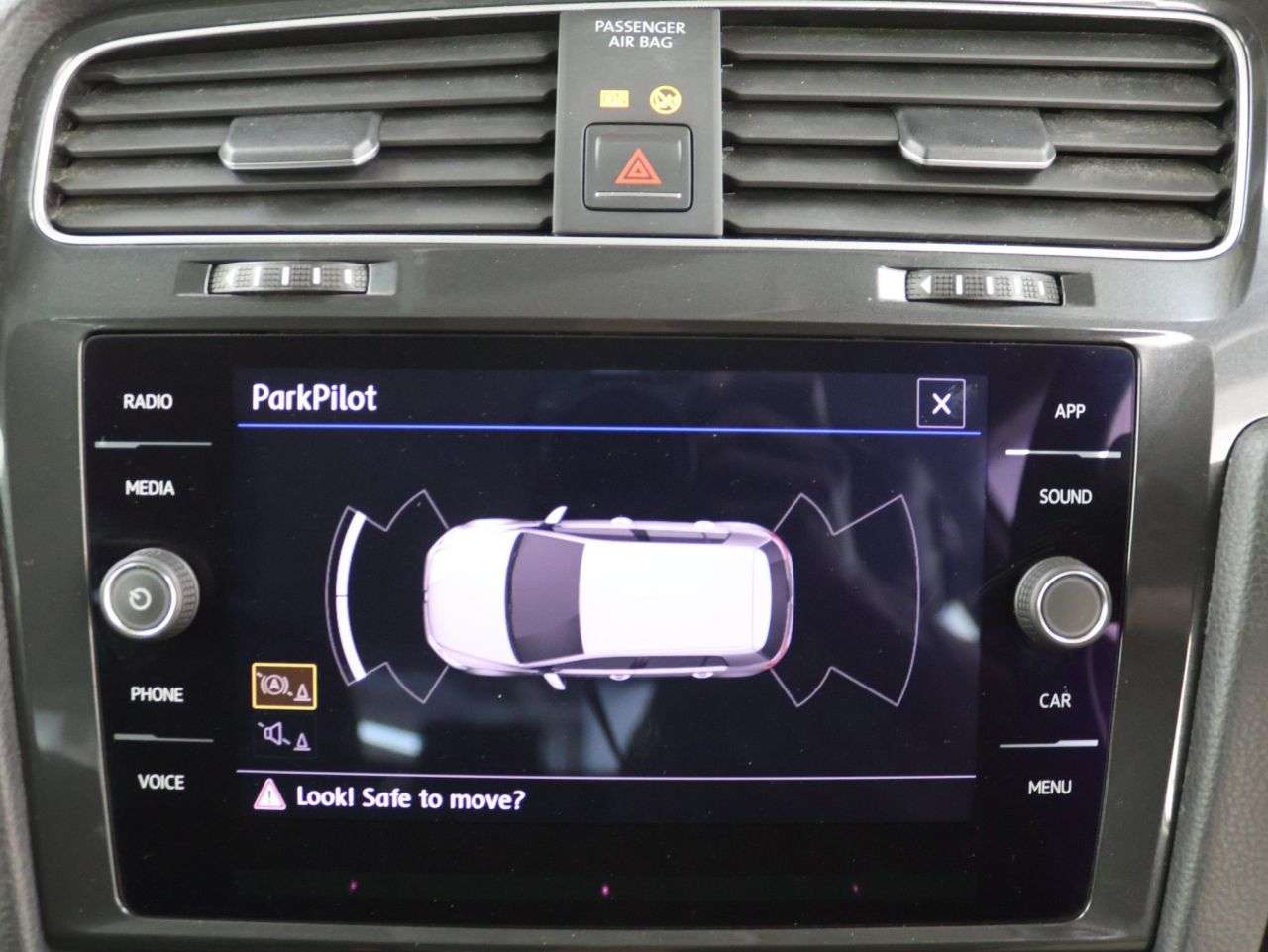 2018 VOLKSWAGEN GOLF 2018 VOLKSWAGEN GOLF