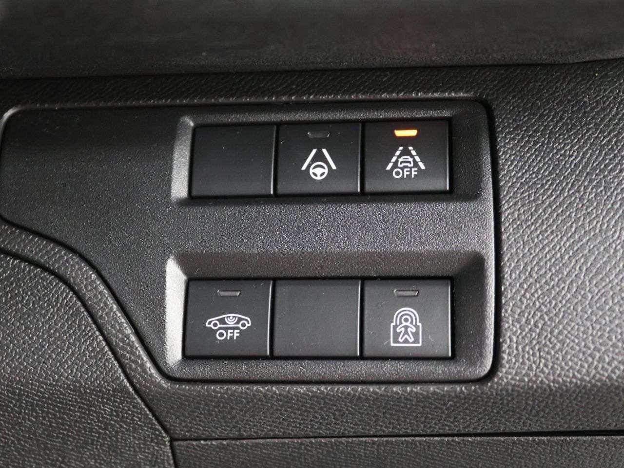 2022 PEUGEOT 3008 2022 PEUGEOT 3008