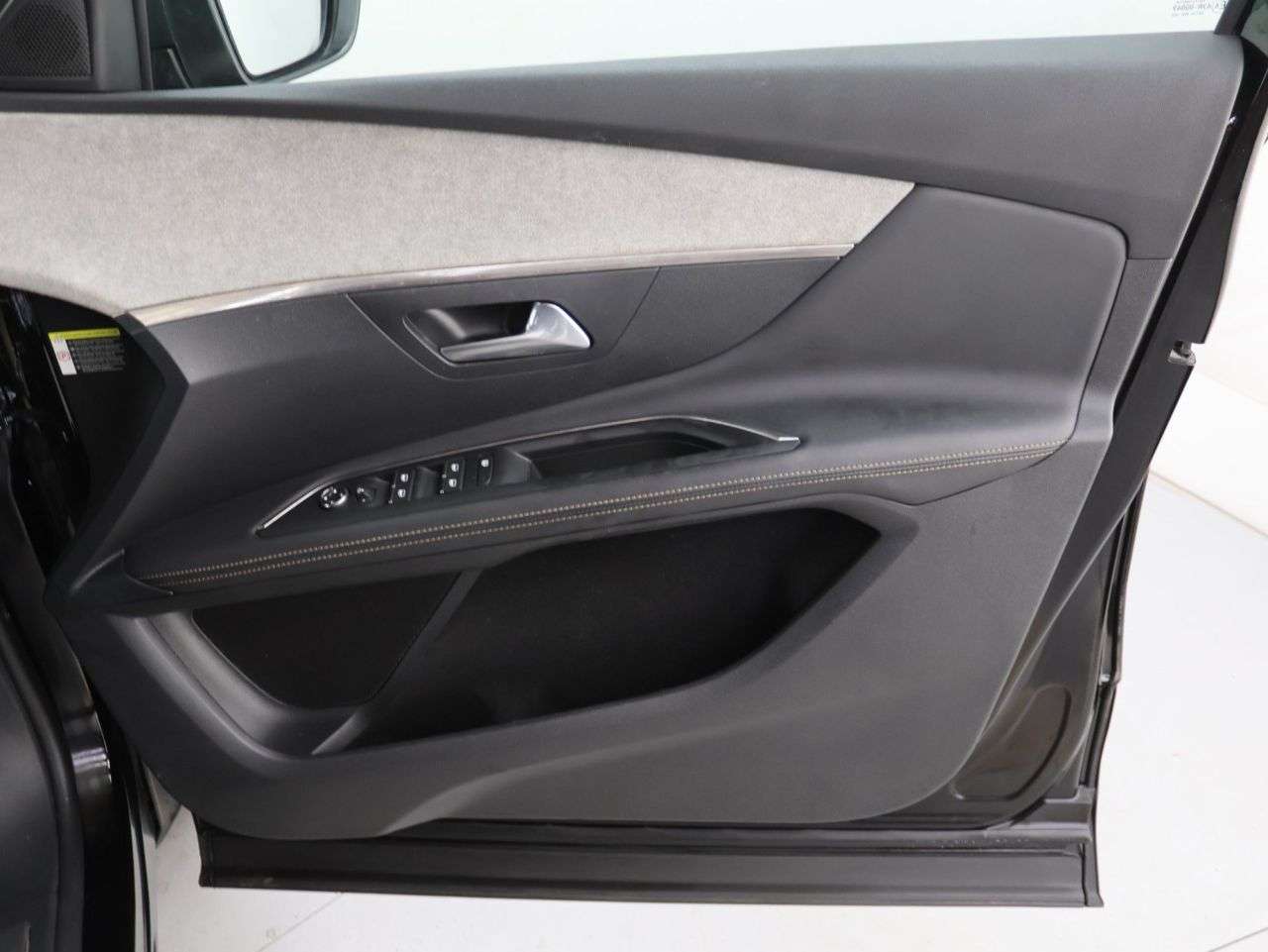 2022 PEUGEOT 3008 2022 PEUGEOT 3008
