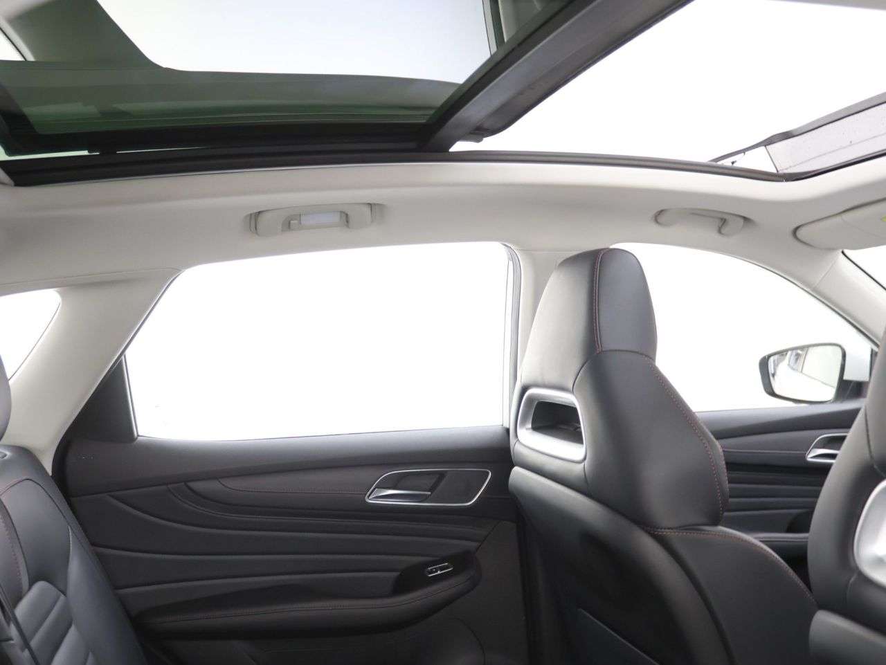 A 2022 MG MG HS 1.5 T-GDI 16.6kWh Exclusive SUV 5dr Petrol Plug-in Hybrid Auto Euro 6 (s/s) A 2022 MG MG HS 1.5 T-GDI 16.6kWh Exclusive SUV 5dr Petrol Plug-in Hybrid Auto Euro 6 (s/s)