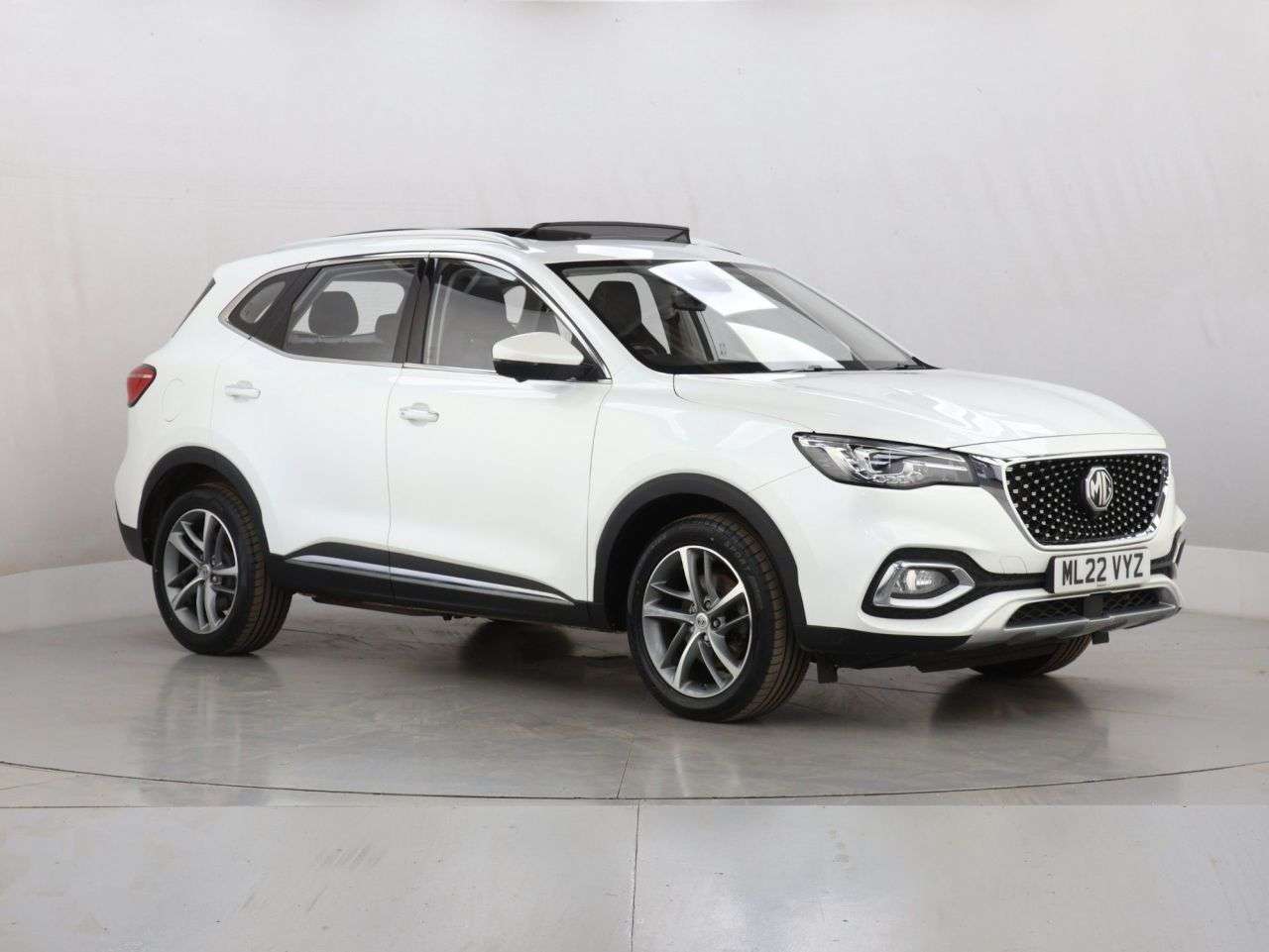A 2022 MG MG HS 1.5 T-GDI 16.6kWh Exclusive SUV 5dr Petrol Plug-in Hybrid Auto Euro 6 (s/s) A 2022 MG MG HS 1.5 T-GDI 16.6kWh Exclusive SUV 5dr Petrol Plug-in Hybrid Auto Euro 6 (s/s)