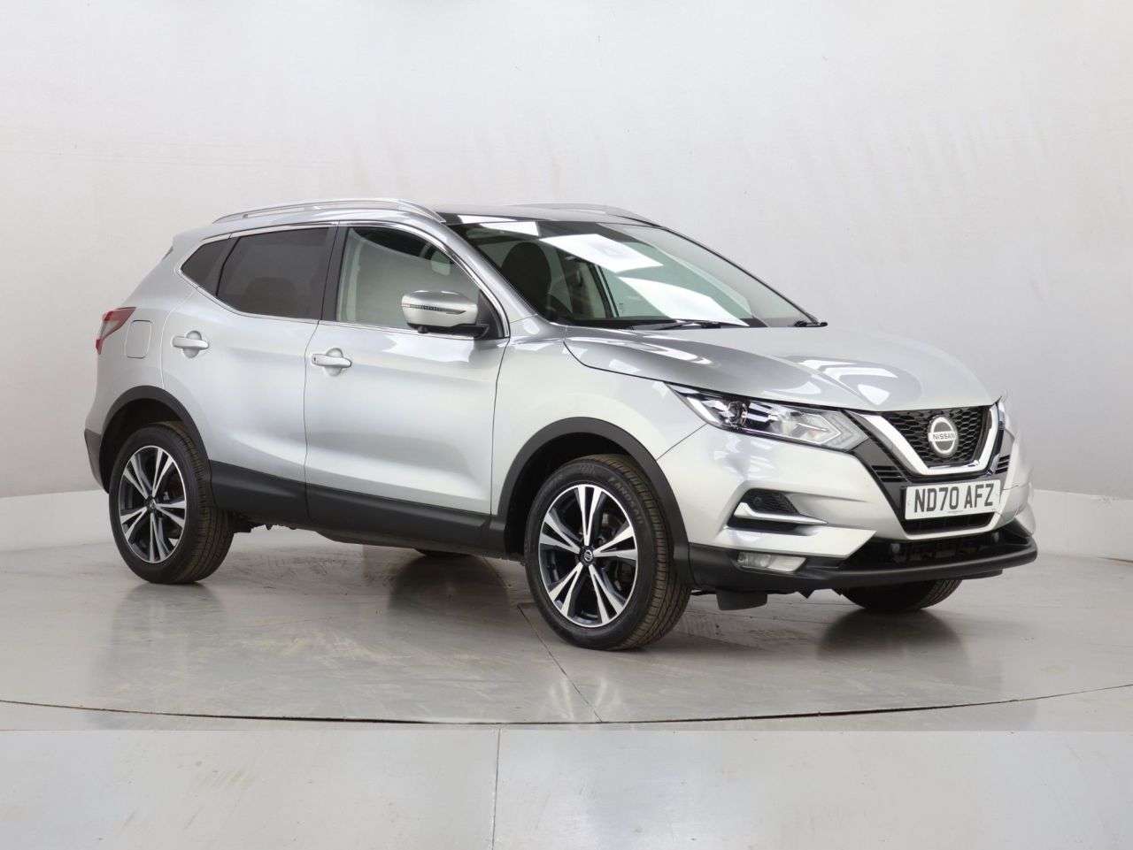 A 2020 NISSAN QASHQAI 1.3 DIG-T N-Connecta SUV 5dr Petrol Manual Euro 6 (s/s) (140 ps) A 2020 NISSAN QASHQAI 1.3 DIG-T N-Connecta SUV 5dr Petrol Manual Euro 6 (s/s) (140 ps)