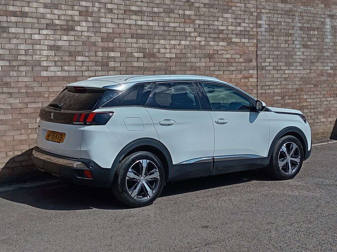 2019 PEUGEOT 3008 2019 PEUGEOT 3008