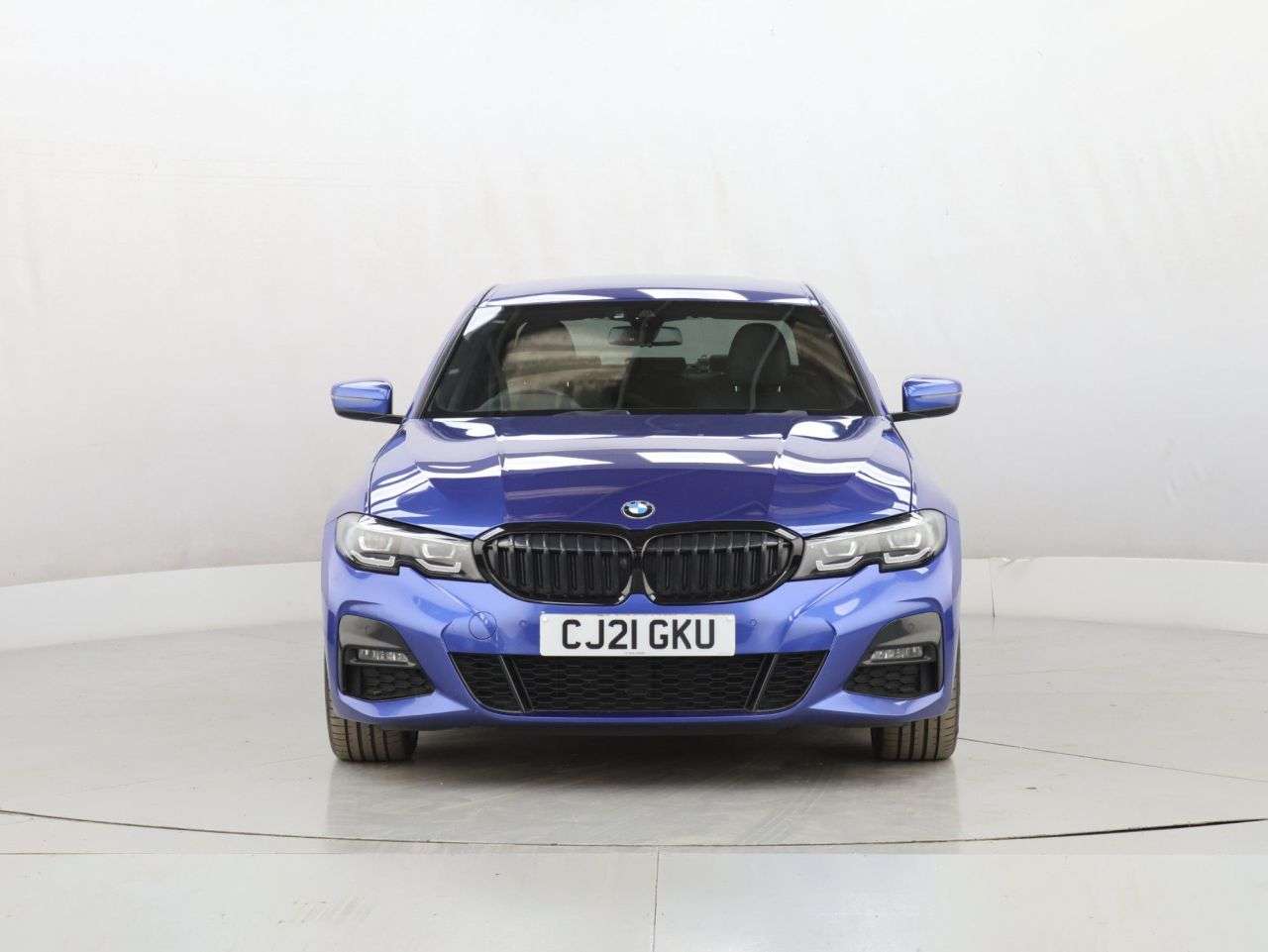 A 2021 BMW 3 SERIES 2.0 330e 12kWh M Sport Saloon 4dr Petrol Plug-in Hybrid Auto Euro 6 (s/s) ( A 2021 BMW 3 SERIES 2.0 330e 12kWh M Sport Saloon 4dr Petrol Plug-in Hybrid Auto Euro 6 (s/s) (