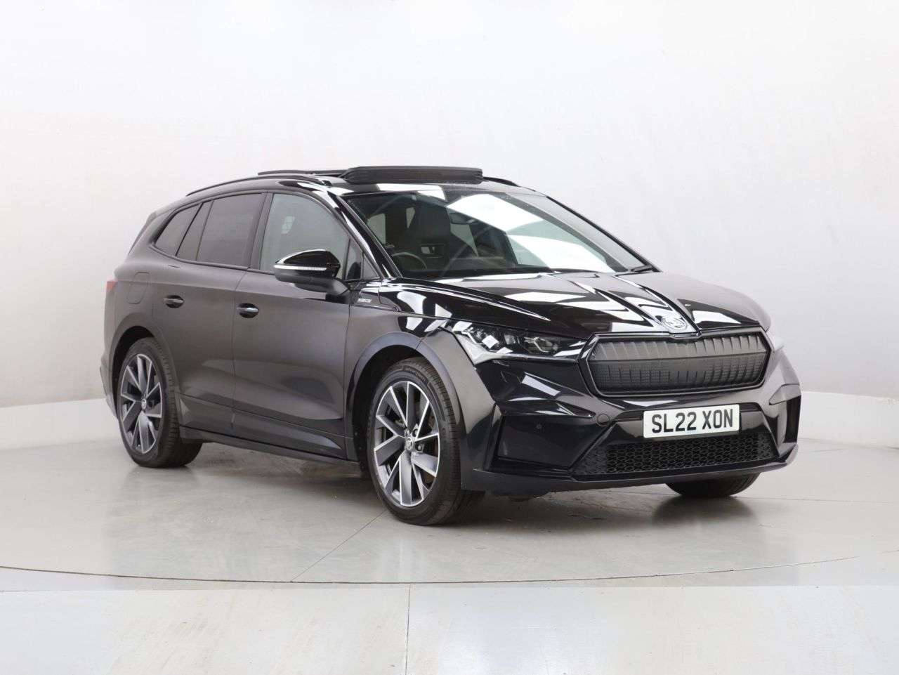 A 2022 SKODA ENYAQ iV 82kWh 80 SportLine SUV 5dr Electric Auto (DC125kW) (204 ps) A 2022 SKODA ENYAQ iV 82kWh 80 SportLine SUV 5dr Electric Auto (DC125kW) (204 ps)
