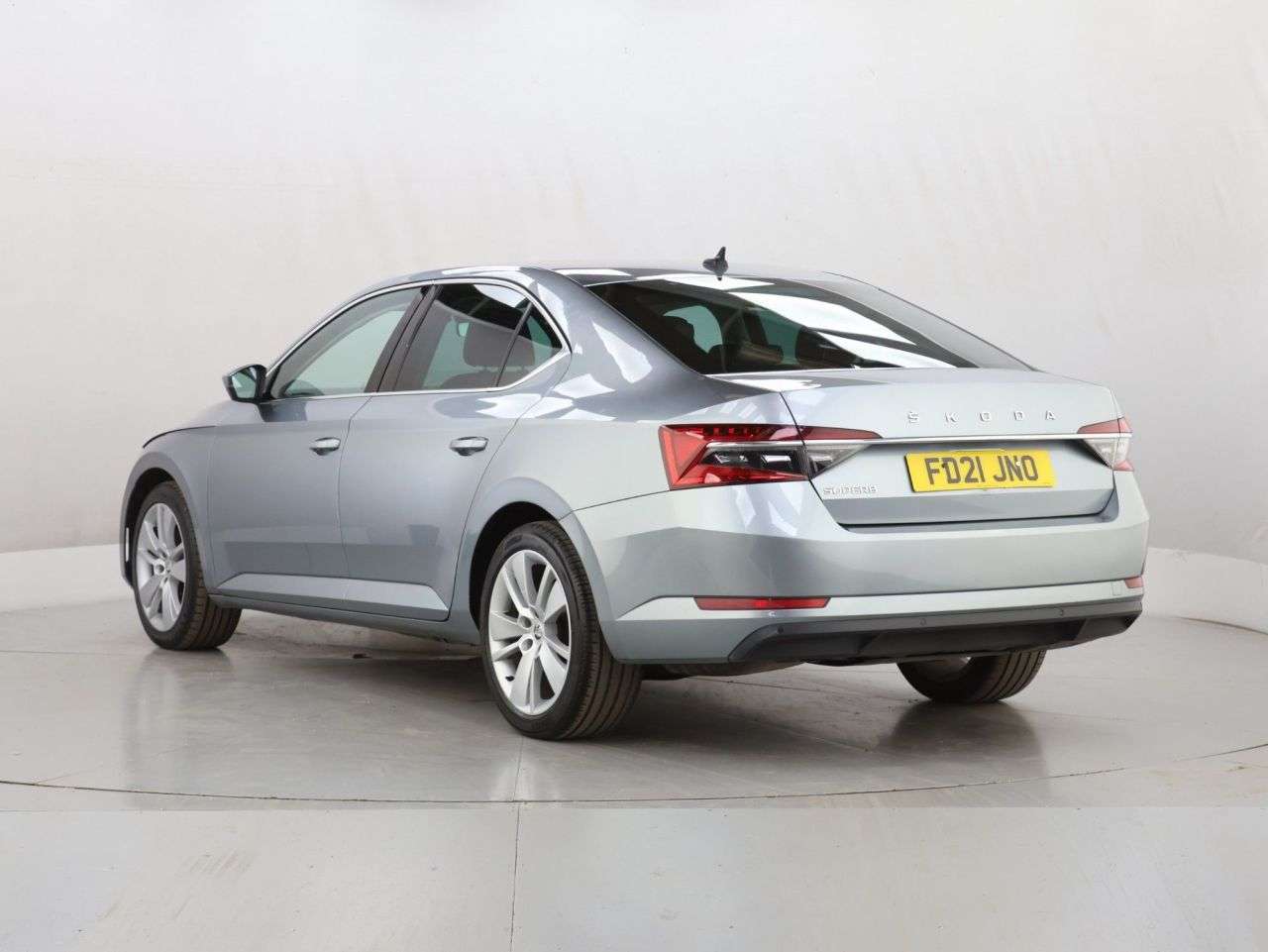 2021 SKODA SUPERB 2021 SKODA SUPERB