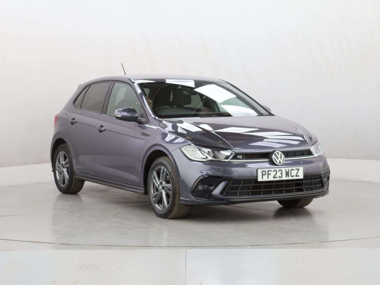 A 2023 VOLKSWAGEN POLO 1.0 TSI R-Line Hatchback 5dr Petrol DSG Euro 6 (s/s) (95 ps) A 2023 VOLKSWAGEN POLO 1.0 TSI R-Line Hatchback 5dr Petrol DSG Euro 6 (s/s) (95 ps)