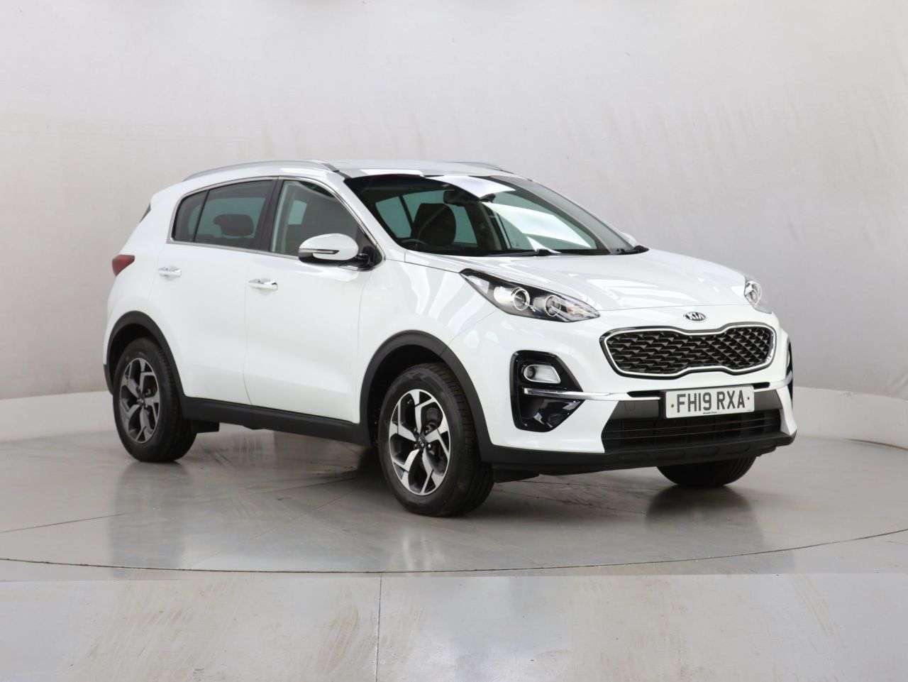 A 2019 KIA SPORTAGE 1.6 GDi 2 SUV 5dr Petrol Manual Euro 6 (s/s) (130 bhp) A 2019 KIA SPORTAGE 1.6 GDi 2 SUV 5dr Petrol Manual Euro 6 (s/s) (130 bhp)