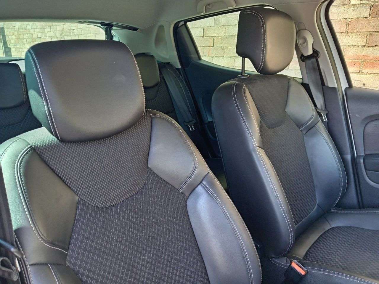 2019 RENAULT CLIO 2019 RENAULT CLIO