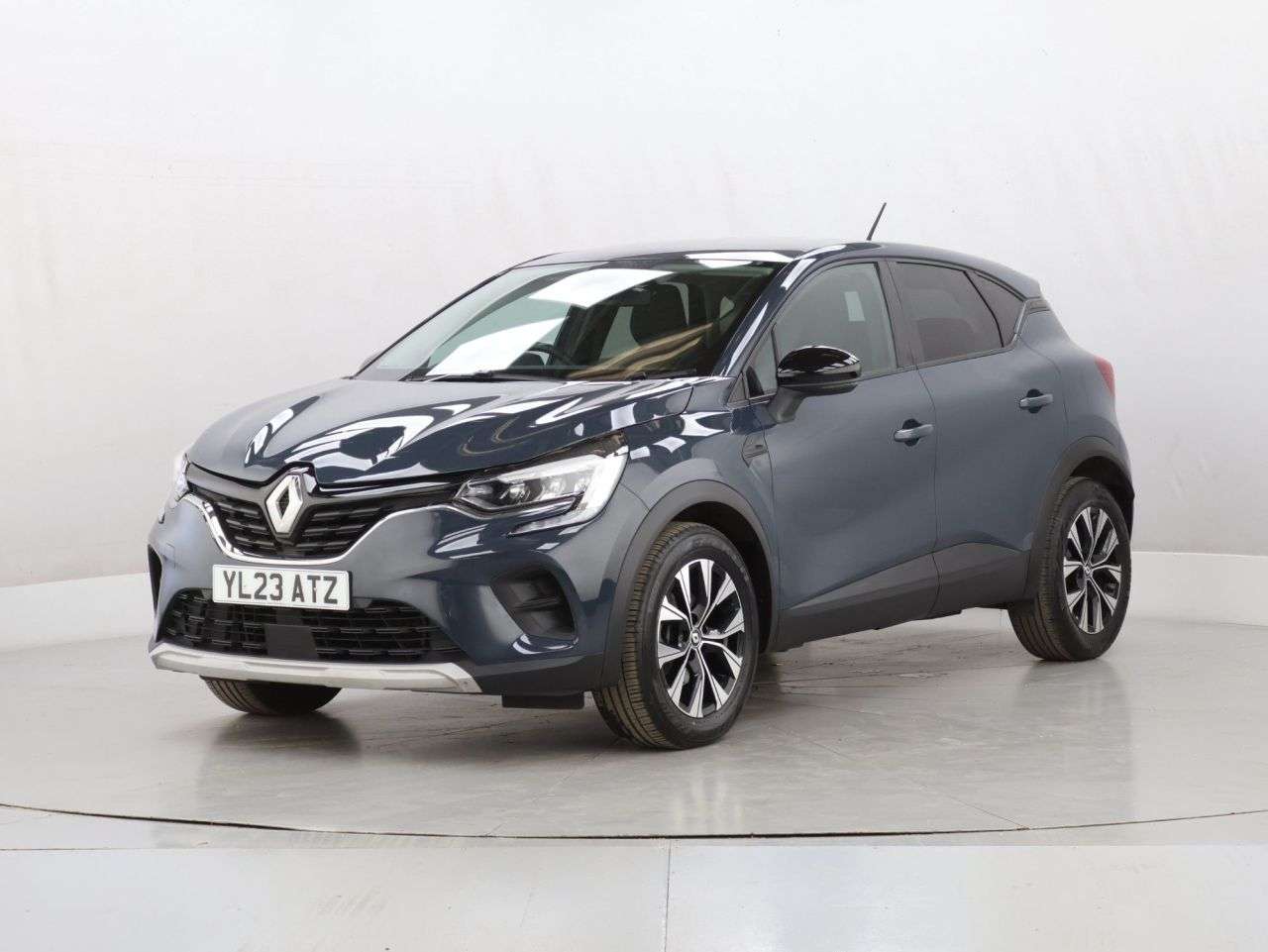 2023 RENAULT CAPTUR 2023 RENAULT CAPTUR