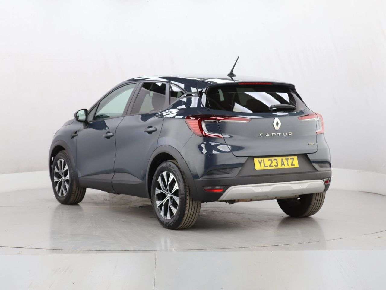2023 RENAULT CAPTUR 2023 RENAULT CAPTUR