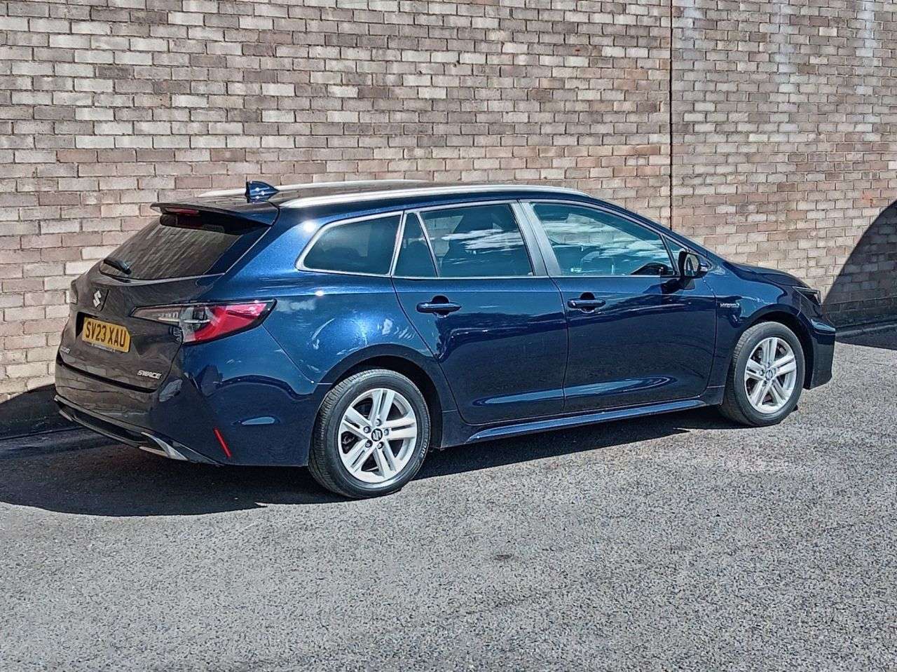 A 2023 SUZUKI SWACE 1.8h Motion Estate 5dr Petrol Hybrid CVT Euro 6 (s/s) (140 ps) A 2023 SUZUKI SWACE 1.8h Motion Estate 5dr Petrol Hybrid CVT Euro 6 (s/s) (140 ps)
