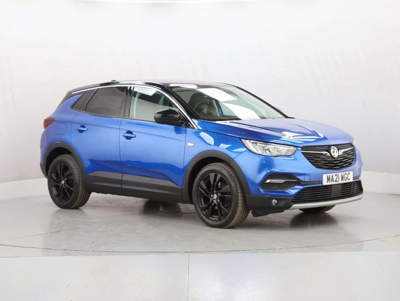 A 2021 VAUXHALL GRANDLAND X 1.2 Turbo SRi Nav SUV 5dr Petrol Manual Euro 6 (s/s) (130 ps) A 2021 VAUXHALL GRANDLAND X 1.2 Turbo SRi Nav SUV 5dr Petrol Manual Euro 6 (s/s) (130 ps)