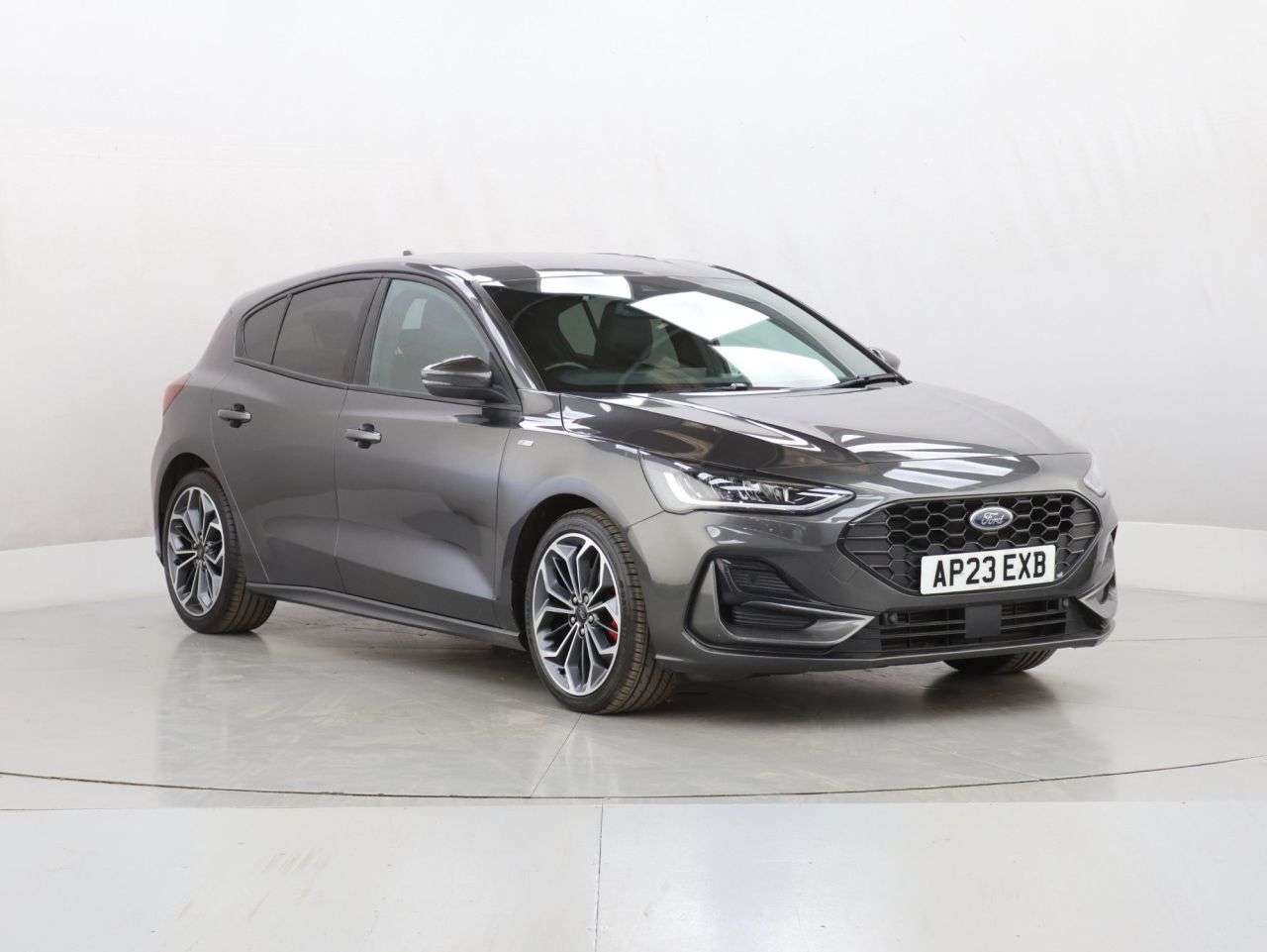 A 2023 FORD FOCUS 1.0T EcoBoost MHEV ST-Line X Hatchback 5dr Petrol Hybrid DCT Euro 6 (s/s) ( A 2023 FORD FOCUS 1.0T EcoBoost MHEV ST-Line X Hatchback 5dr Petrol Hybrid DCT Euro 6 (s/s) (