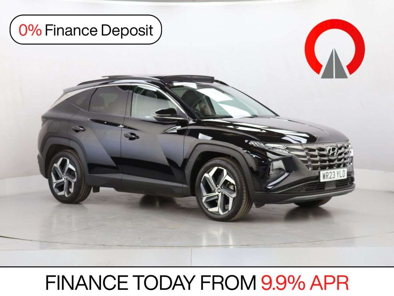 A 2023 HYUNDAI TUCSON 1.6 T-GDi 13.8kWh Ultimate SUV 5dr Petrol Plug-in Hybrid Auto 4WD Euro 6 (s A 2023 HYUNDAI TUCSON 1.6 T-GDi 13.8kWh Ultimate SUV 5dr Petrol Plug-in Hybrid Auto 4WD Euro 6 (s