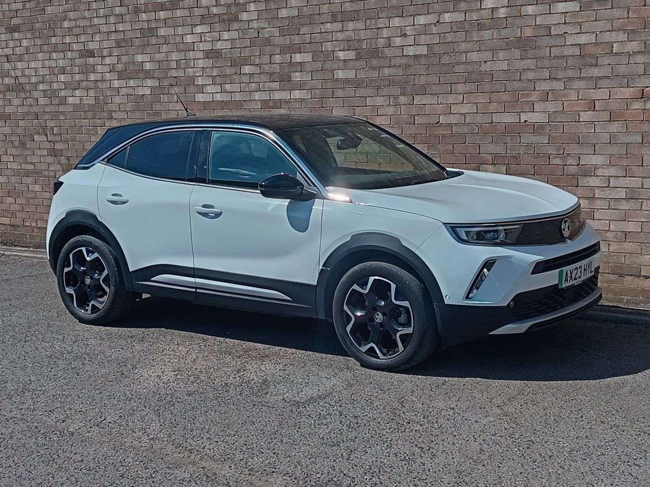 A 2023 VAUXHALL MOKKA ELECTRIC 50kWh Ultimate SUV 5dr Electric Auto (136 ps) A 2023 VAUXHALL MOKKA ELECTRIC 50kWh Ultimate SUV 5dr Electric Auto (136 ps)