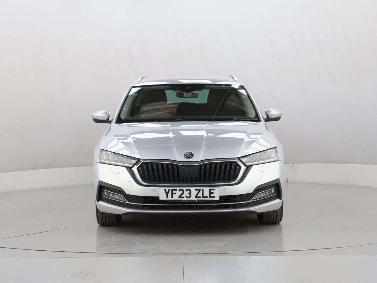 A 2023 SKODA OCTAVIA 1.5 TSI ACT SE L Estate 5dr Petrol Manual Euro 6 (s/s) (150 ps) A 2023 SKODA OCTAVIA 1.5 TSI ACT SE L Estate 5dr Petrol Manual Euro 6 (s/s) (150 ps)