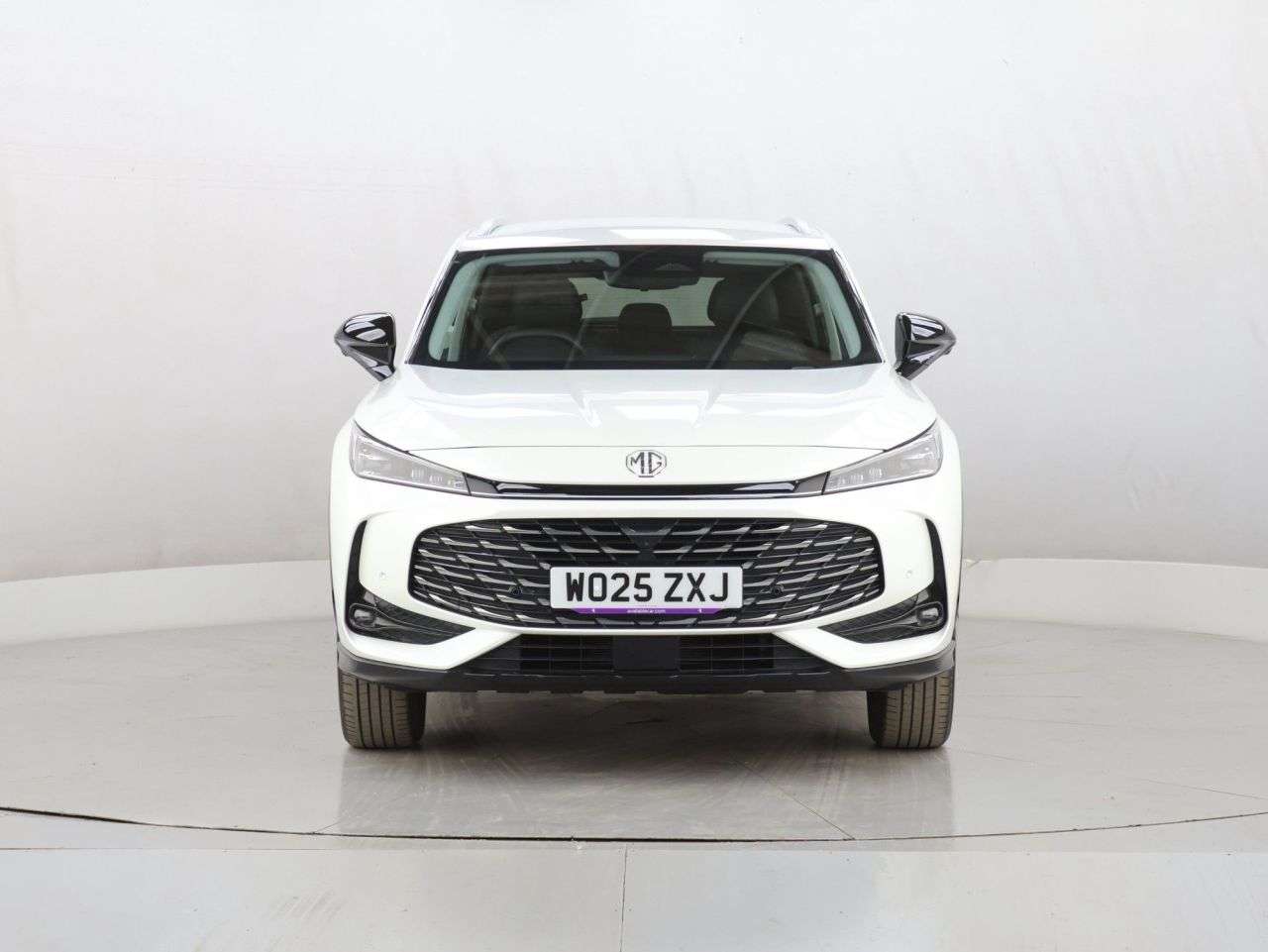 A 2025 MG MG HS 1.5 T-GDI Trophy SUV 5dr Petrol Manual Euro 6 (s/s) (169 ps) A 2025 MG MG HS 1.5 T-GDI Trophy SUV 5dr Petrol Manual Euro 6 (s/s) (169 ps)