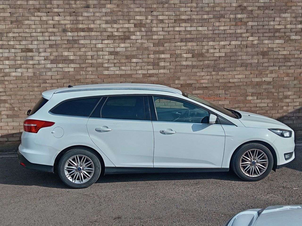 A 2018 FORD FOCUS 1.5 TDCi Zetec Edition Estate 5dr Diesel Manual Euro 6 (s/s) (120 ps) A 2018 FORD FOCUS 1.5 TDCi Zetec Edition Estate 5dr Diesel Manual Euro 6 (s/s) (120 ps)