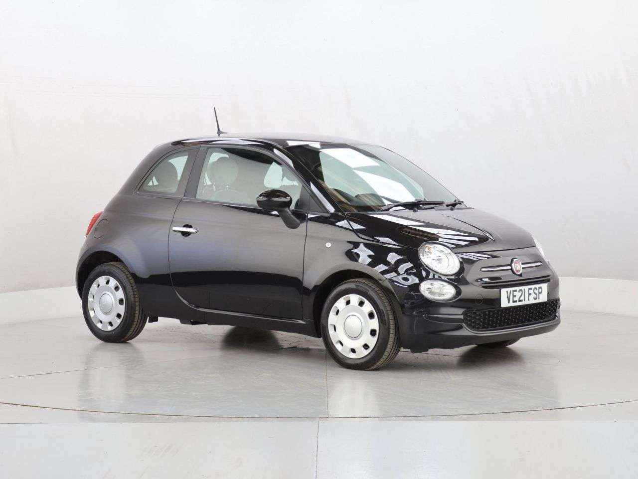 A 2021 FIAT 500 1.0 MHEV Pop Hatchback 3dr Petrol Manual Euro 6 (s/s) (70 bhp) A 2021 FIAT 500 1.0 MHEV Pop Hatchback 3dr Petrol Manual Euro 6 (s/s) (70 bhp)