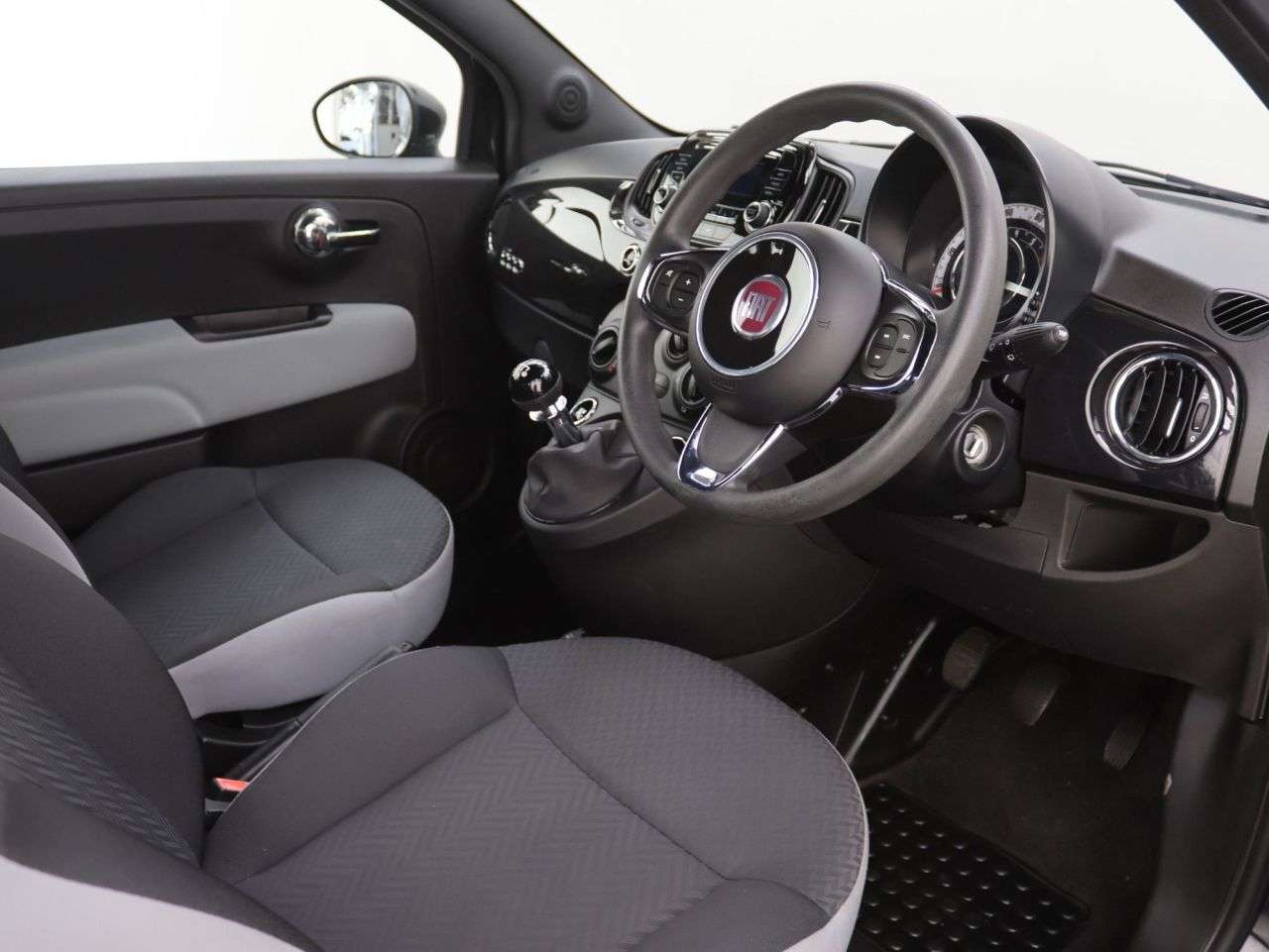 2021 FIAT 500 2021 FIAT 500