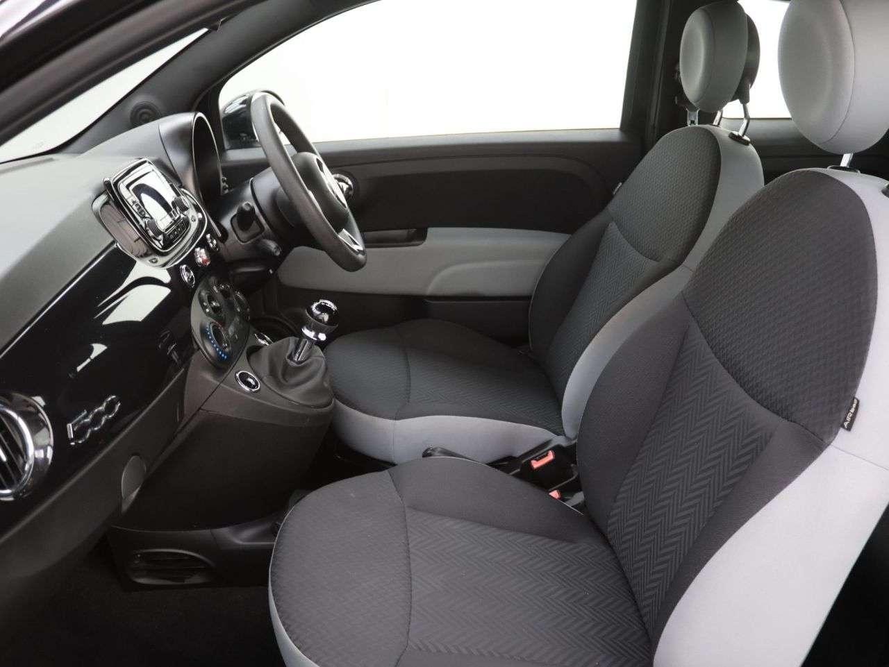 2021 FIAT 500 2021 FIAT 500