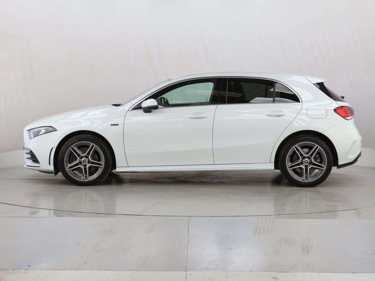 2021 MERCEDES-BENZ A CLASS 2021 MERCEDES-BENZ A CLASS