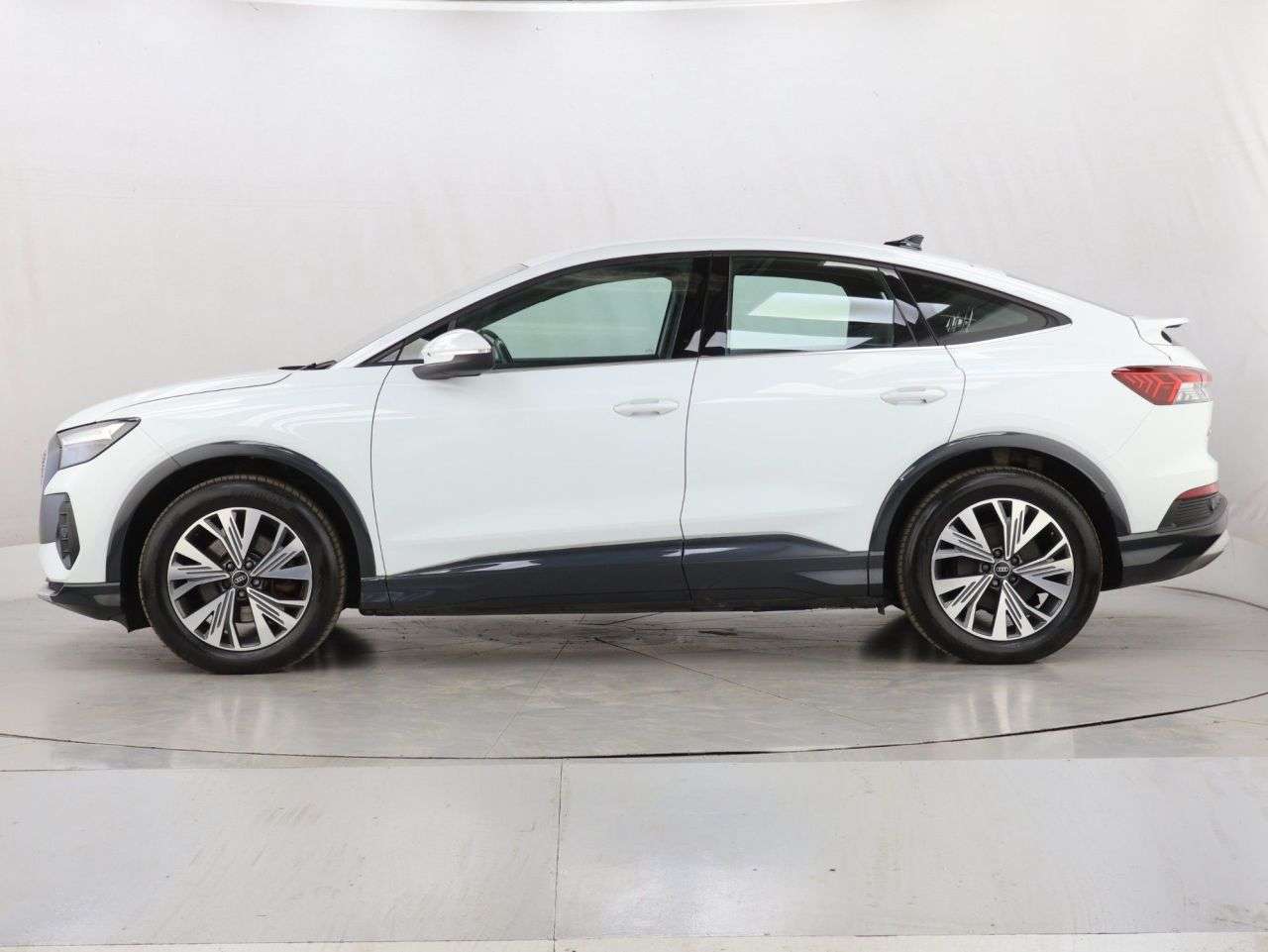 2022 AUDI Q4 E-TRON 2022 AUDI Q4 E-TRON