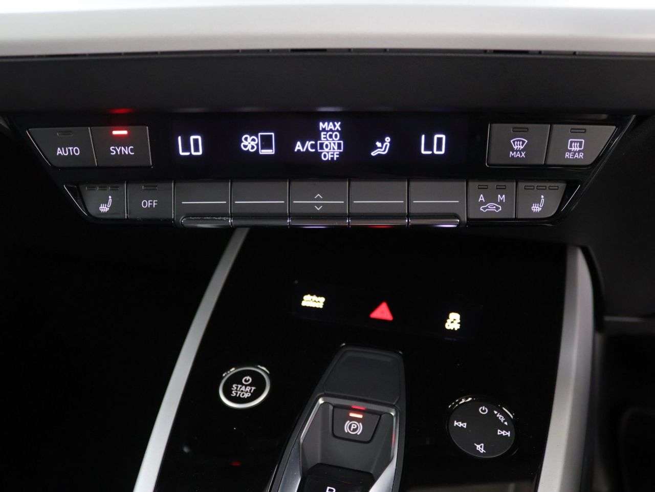2022 AUDI Q4 E-TRON 2022 AUDI Q4 E-TRON