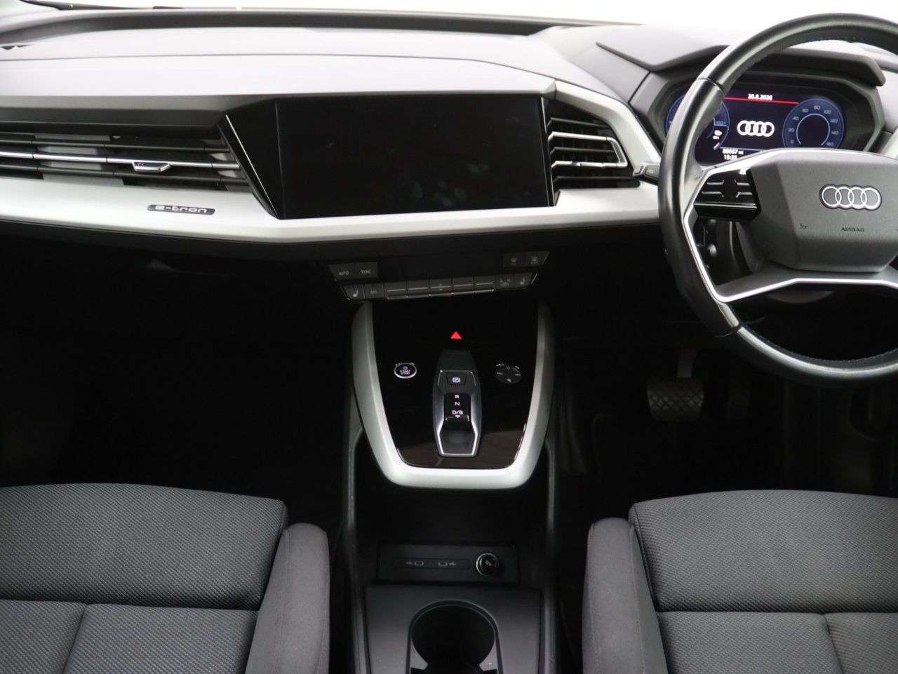 2022 AUDI Q4 E-TRON 2022 AUDI Q4 E-TRON
