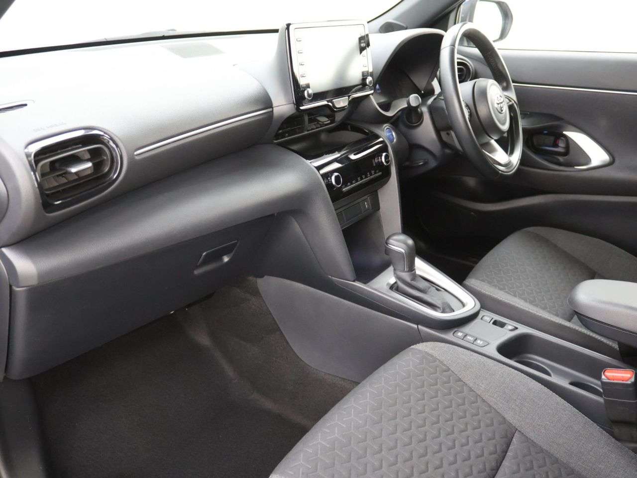 2023 TOYOTA YARIS CROSS 2023 TOYOTA YARIS CROSS