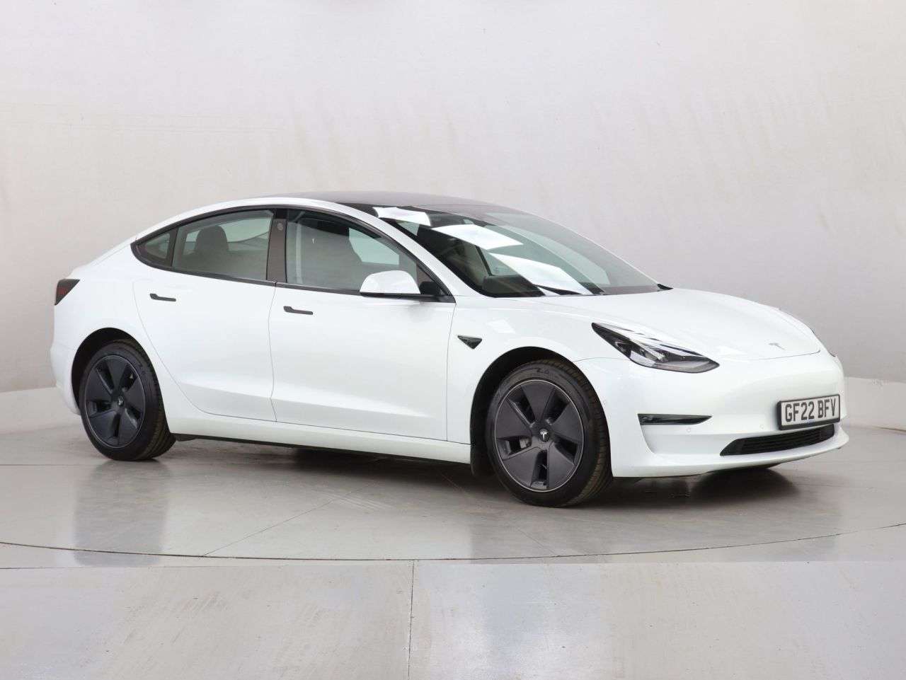 A 2022 TESLA MODEL 3 (Dual Motor) Long Range Saloon 4dr Electric Auto 4WDE (346 ps) A 2022 TESLA MODEL 3 (Dual Motor) Long Range Saloon 4dr Electric Auto 4WDE (346 ps)