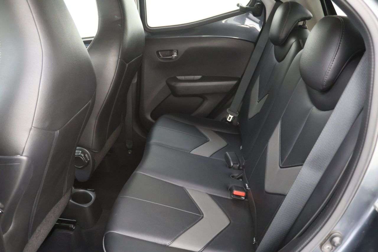 2018 TOYOTA AYGO 2018 TOYOTA AYGO