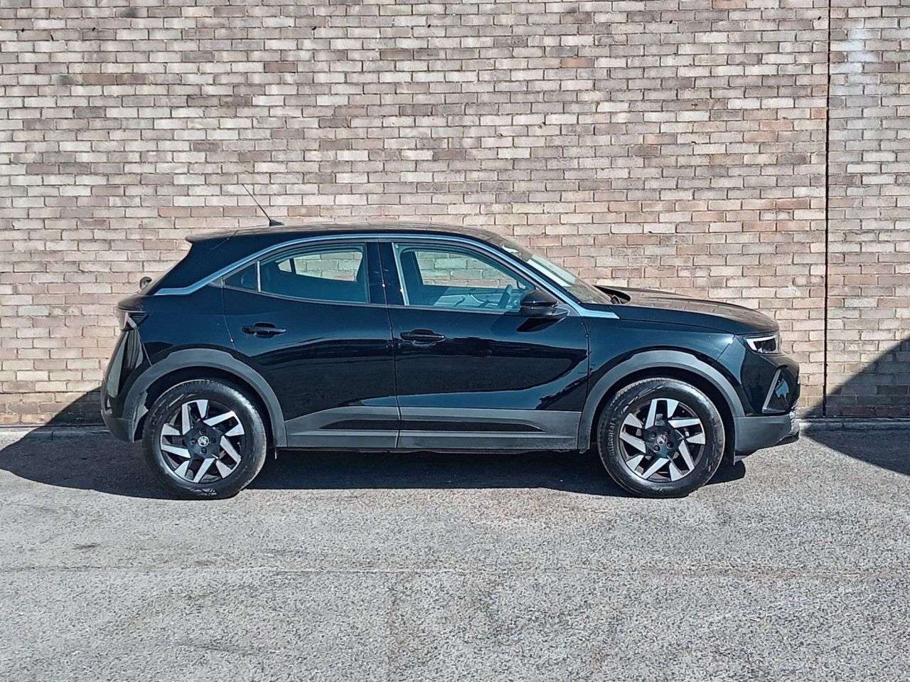 A 2024 VAUXHALL MOKKA 1.2 Turbo Griffin SUV 5dr Petrol Manual Euro 6 (s/s) (136 ps) A 2024 VAUXHALL MOKKA 1.2 Turbo Griffin SUV 5dr Petrol Manual Euro 6 (s/s) (136 ps)