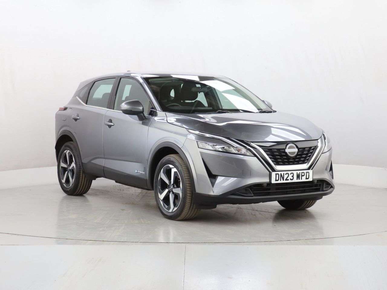 A 2023 NISSAN QASHQAI 1.5 h e-POWER Acenta Premium SUV 5dr Petrol Hybrid Auto Euro 6 (s/s) (190 p A 2023 NISSAN QASHQAI 1.5 h e-POWER Acenta Premium SUV 5dr Petrol Hybrid Auto Euro 6 (s/s) (190 p