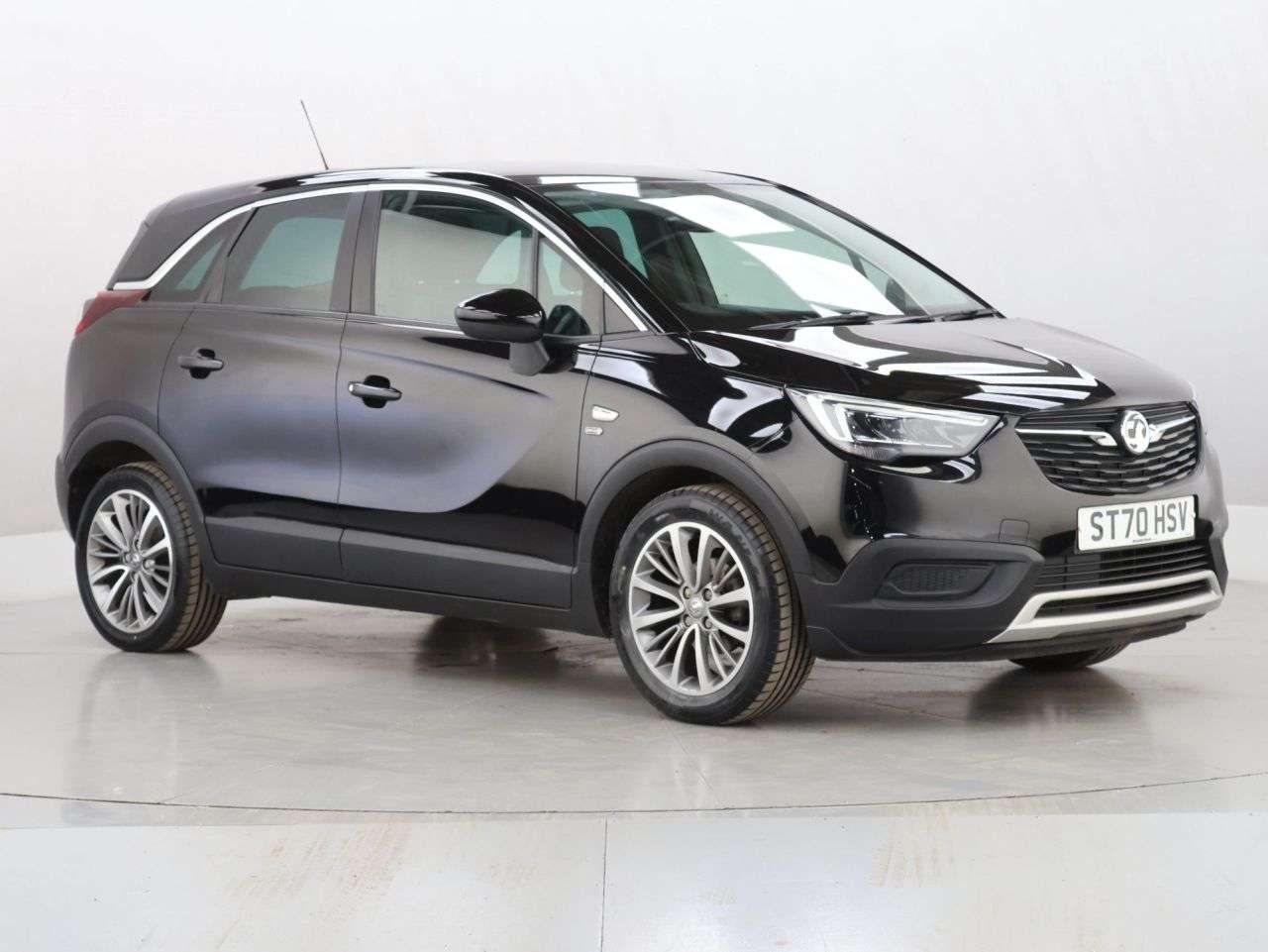 A 2020 VAUXHALL CROSSLAND X 1.2 Griffin SUV 5dr Petrol Manual Euro 6 (s/s) (83 ps) A 2020 VAUXHALL CROSSLAND X 1.2 Griffin SUV 5dr Petrol Manual Euro 6 (s/s) (83 ps)