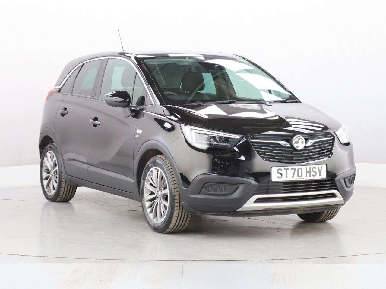A 2020 VAUXHALL CROSSLAND X 1.2 Griffin SUV 5dr Petrol Manual Euro 6 (s/s) (83 ps) A 2020 VAUXHALL CROSSLAND X 1.2 Griffin SUV 5dr Petrol Manual Euro 6 (s/s) (83 ps)