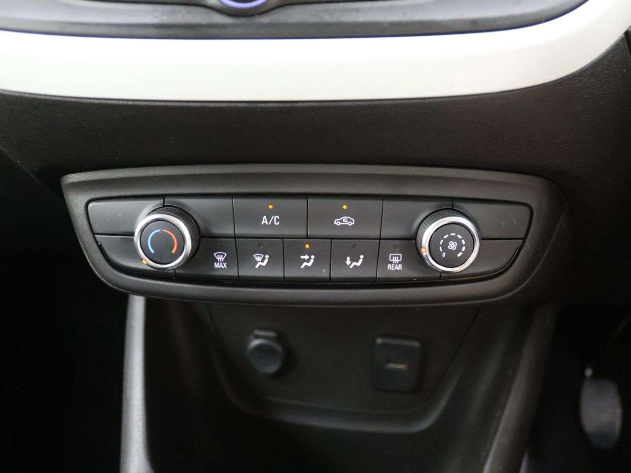 2020 VAUXHALL CROSSLAND X 2020 VAUXHALL CROSSLAND X