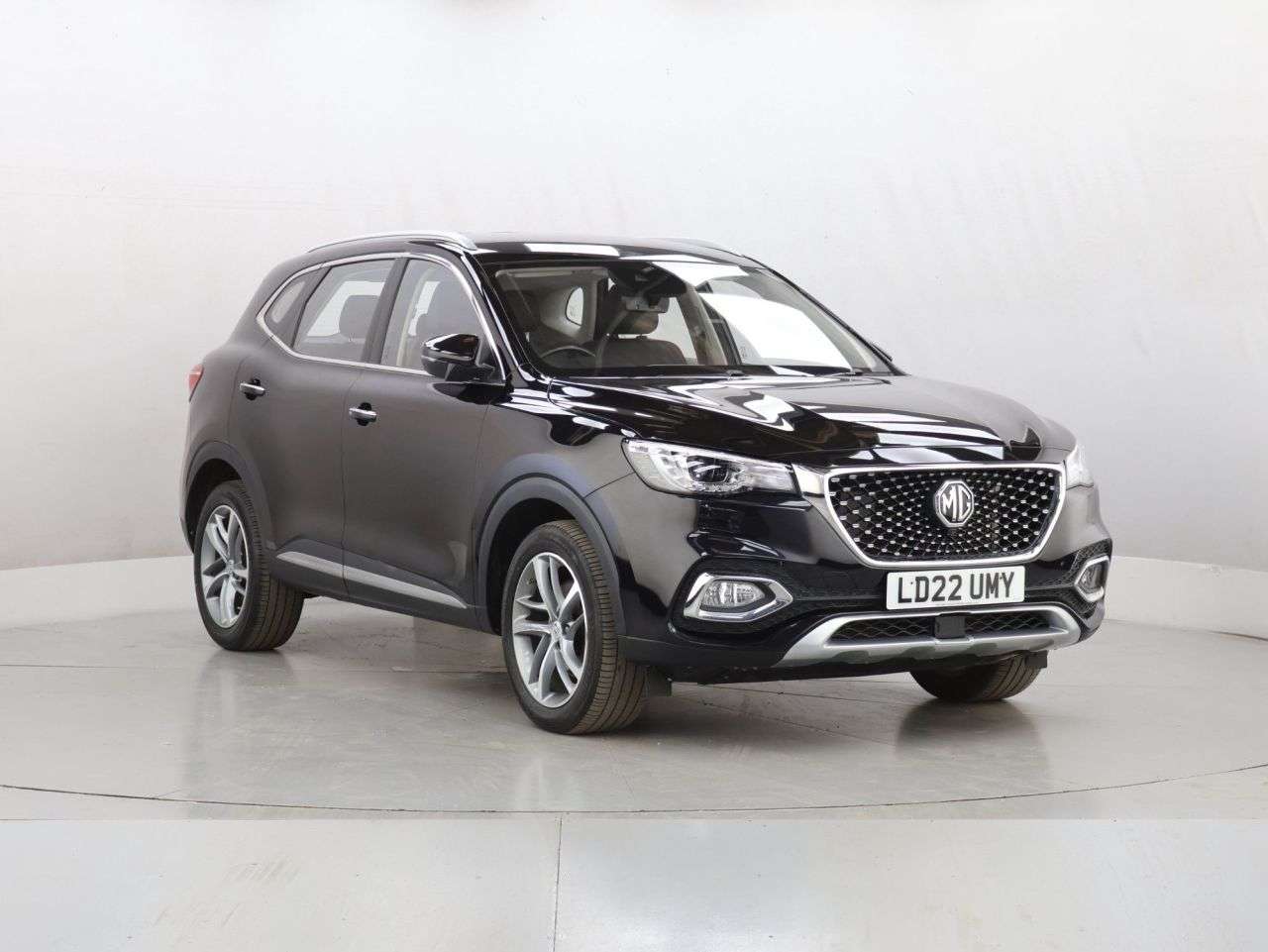 A 2022 MG MG HS 1.5 T-GDI Excite SUV 5dr Petrol DCT Euro 6 (s/s) (162 ps) A 2022 MG MG HS 1.5 T-GDI Excite SUV 5dr Petrol DCT Euro 6 (s/s) (162 ps)