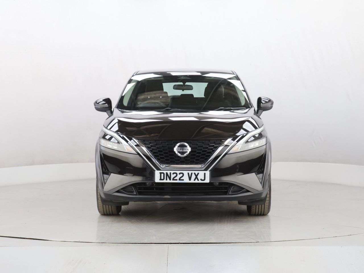 A 2022 NISSAN QASHQAI 1.3 DIG-T MHEV Visia SUV 5dr Petrol Hybrid Manual Euro 6 (s/s) (140 ps) A 2022 NISSAN QASHQAI 1.3 DIG-T MHEV Visia SUV 5dr Petrol Hybrid Manual Euro 6 (s/s) (140 ps)