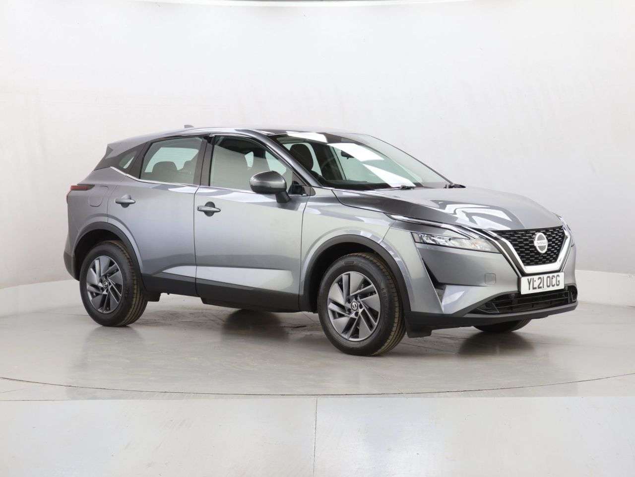A 2021 NISSAN QASHQAI 1.3 DIG-T MHEV Acenta Premium SUV 5dr Petrol Hybrid Manual Euro 6 (s/s) (14 A 2021 NISSAN QASHQAI 1.3 DIG-T MHEV Acenta Premium SUV 5dr Petrol Hybrid Manual Euro 6 (s/s) (14